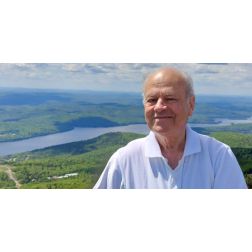 Ce curieux Personnaz! Entrevue d’un vétéran du tourisme, le plus québécois des Français, par Jean-Michel Perron