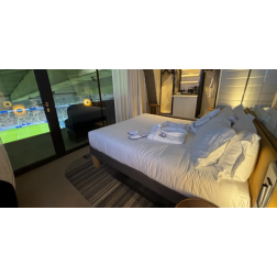 Insolite : une chambre Novotel au cœur du Parc des Princes