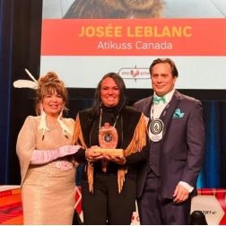 DISTINCTION: Josée Sushei Leblanc, Innue de Uashat Mak Mani-Utenam - Prix national Femme entrepreneure exceptionnelle du Canada