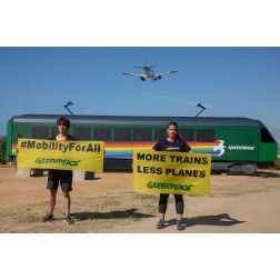 Greenpeace: le transport aérien moins cher que le ferroviaire en Europe